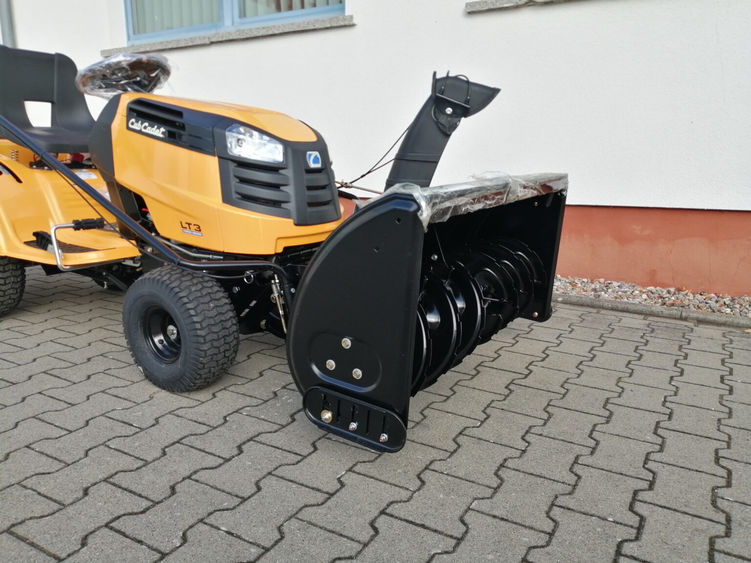 Cub Cadet gazontractor LT3 PR105 – incl. sneeuwblazer – Nieuw